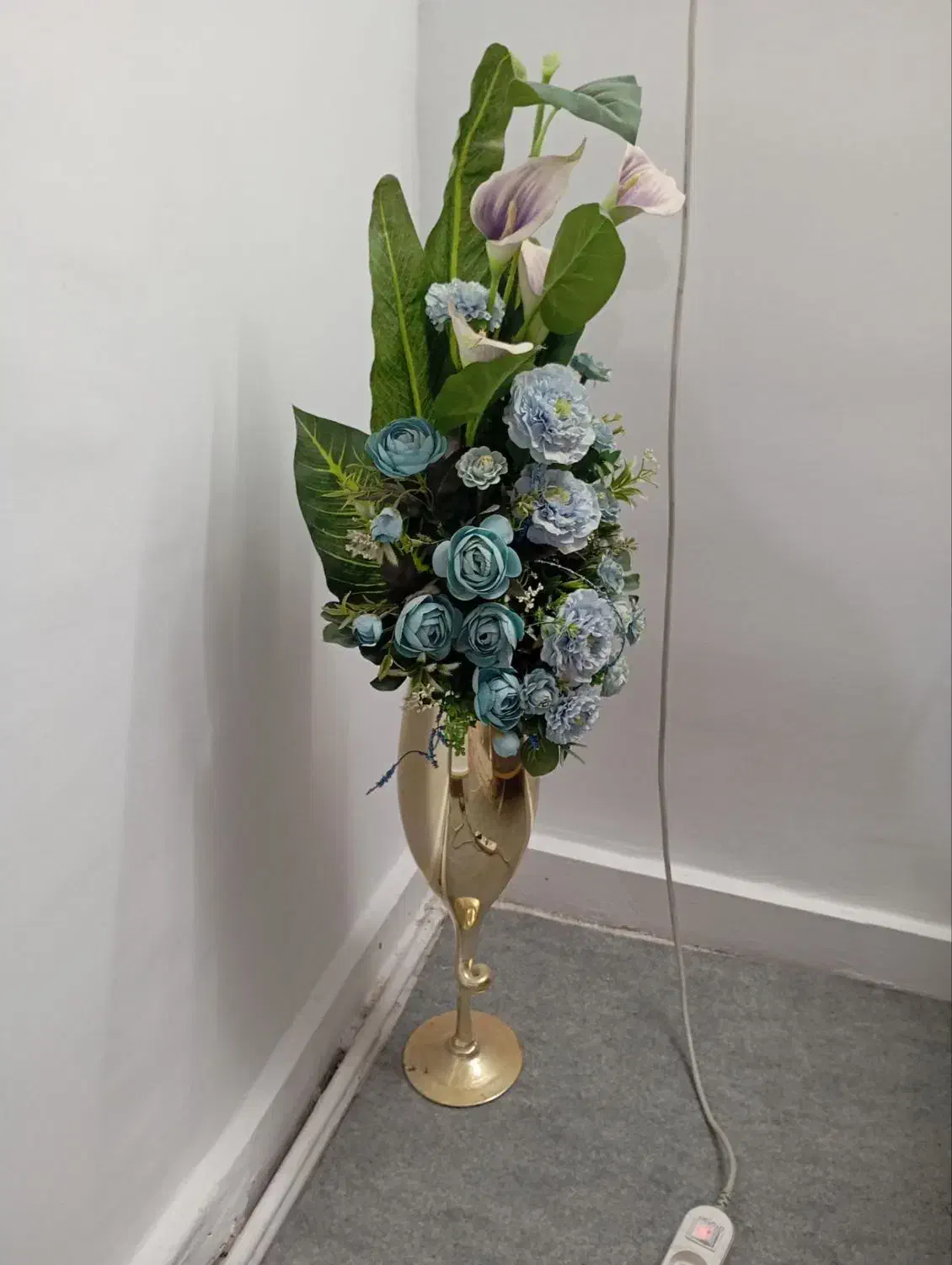 گل مصنوعی با گلدان|گل مصنوعی|مشهد, کارمندان دوم|دیوار