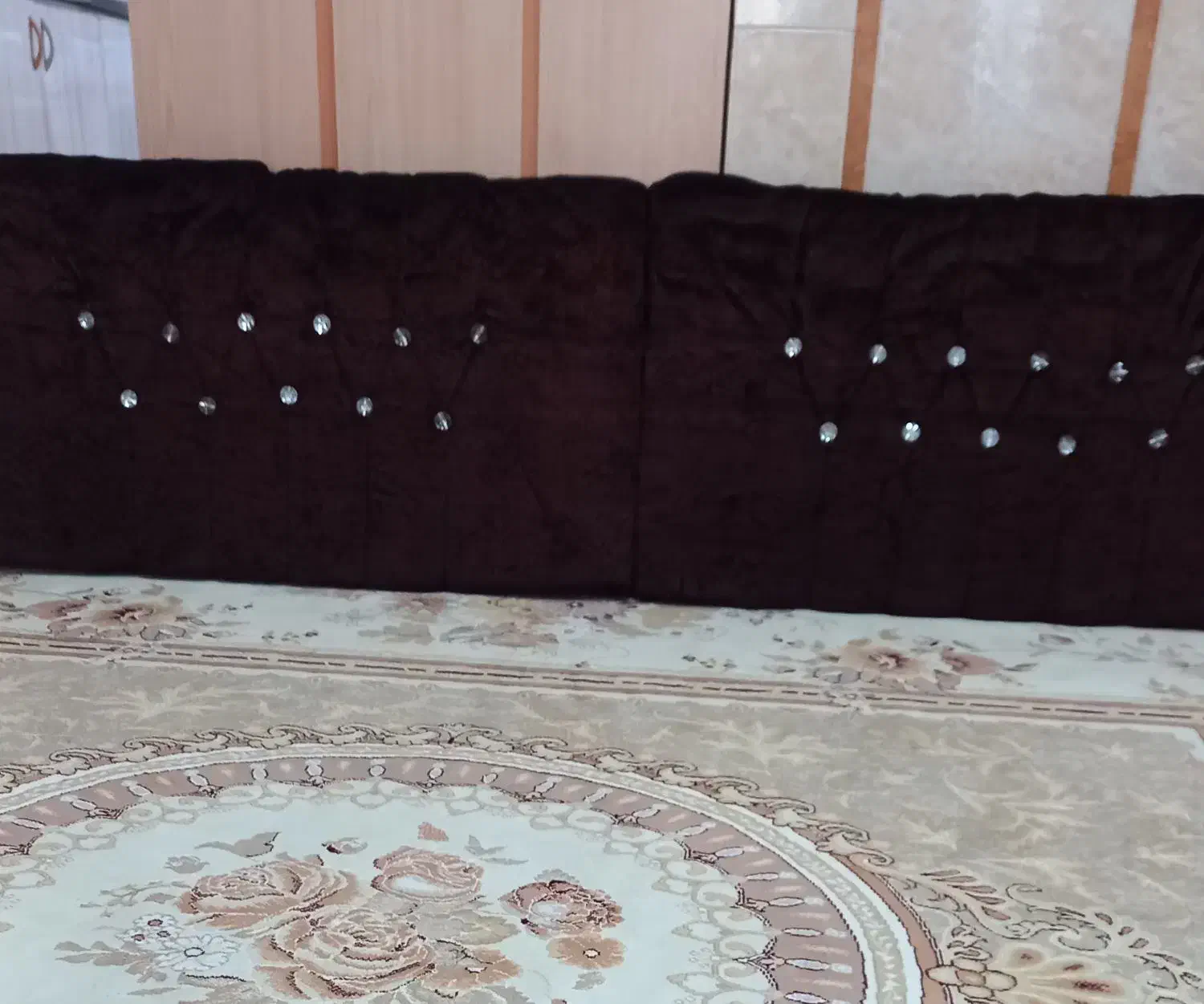 یک جفت پشتی|پشتی|خمینی‌شهر, |دیوار