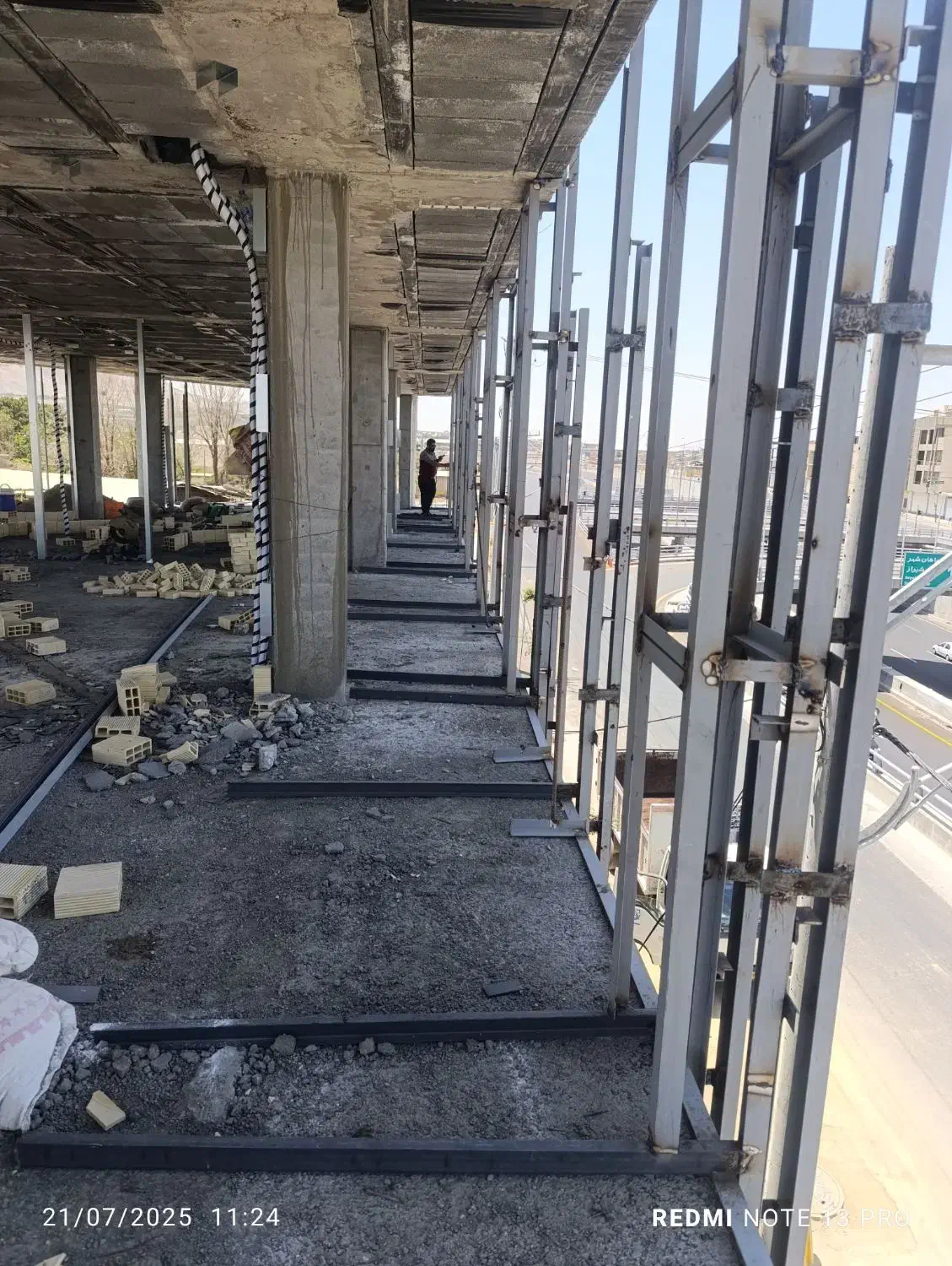 جوشکاری و تخریب|خدمات پیشه و مهارت|فولادشهر, B2|دیوار