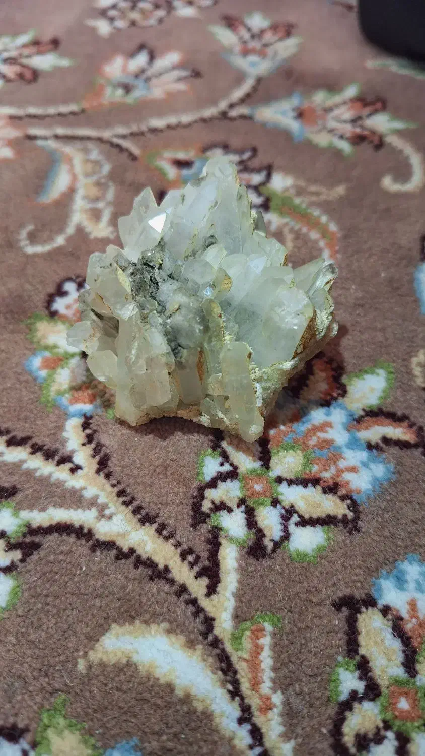 سنگ کوارتز|جواهرات|کاشان, پامنار|دیوار