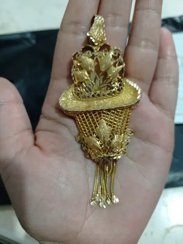 طلای نو تمیز براق بدون زدگی|جواهرات|اهواز, فاز ۵ پاداد|دیوار