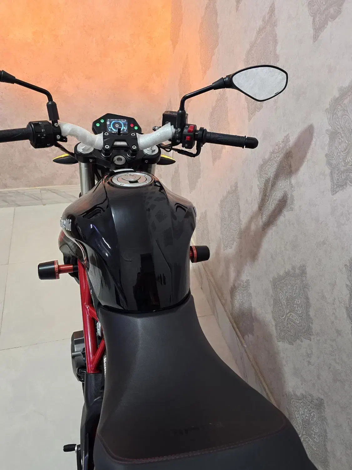 بنلی ۳۰۰جفت|موتورسیکلت|بندرعباس, |دیوار