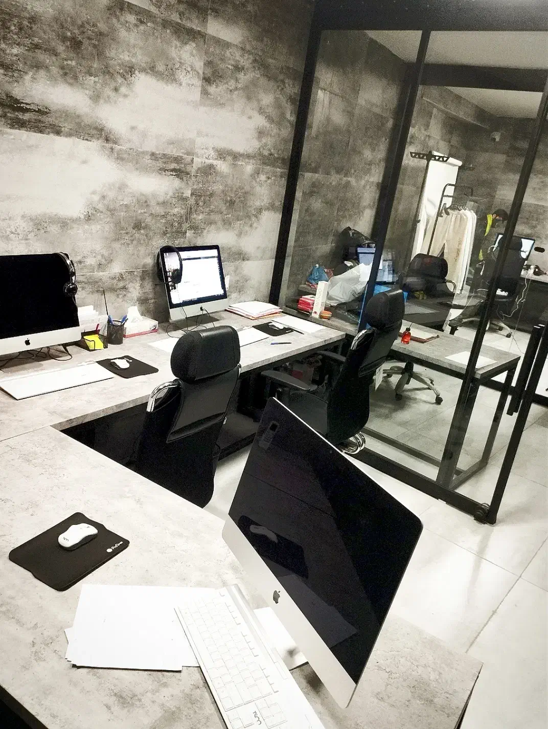 استخدام ادمین پاسخگویی مشتریان|استخدام اداری و مدیریت|مشهد, هفده شهریور|دیوار