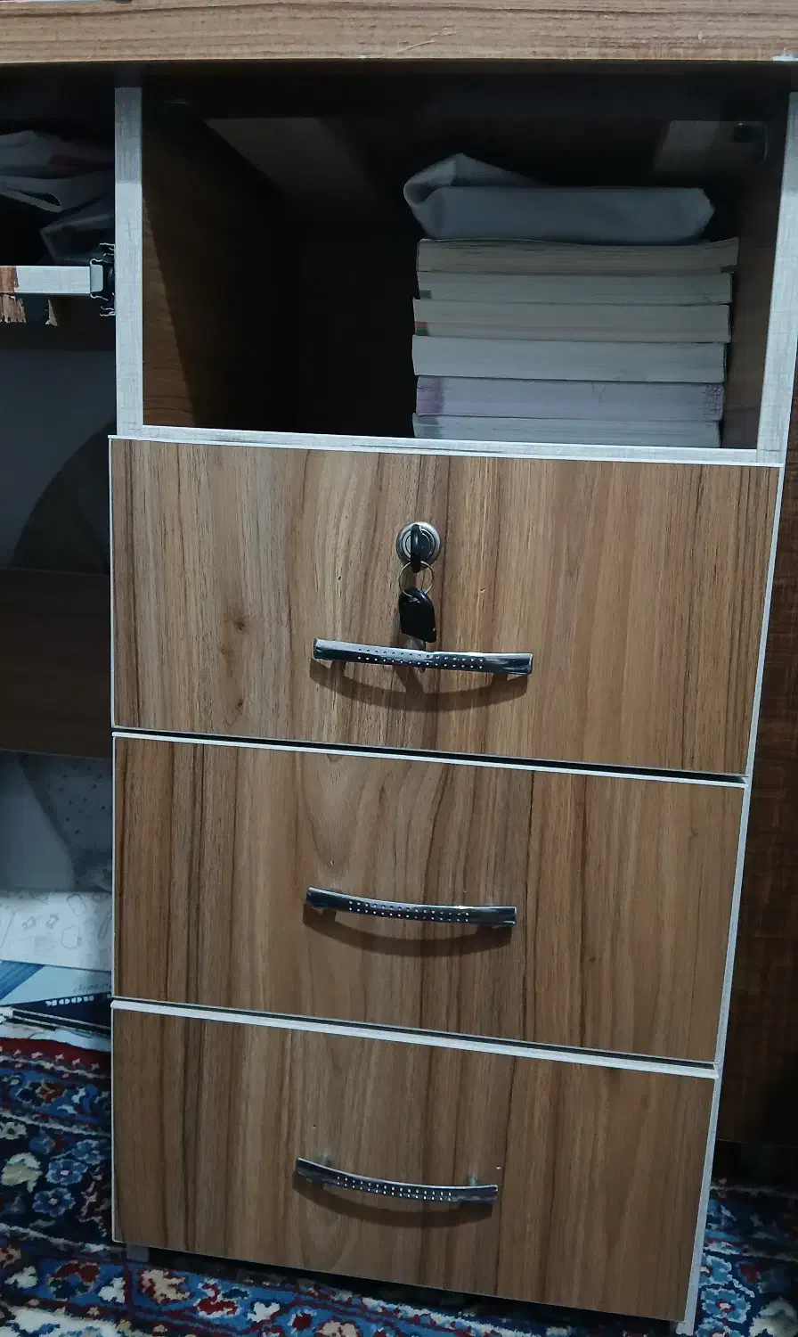 میز تحریر و کامپیوتر|میز تحریر و کامپیوتر|خرمدره, |دیوار