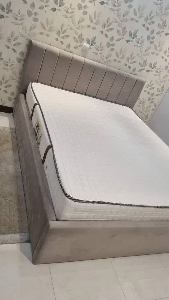 تخت دونفره با تشک|تخت و سرویس خواب|اصفهان, کوی شهید کشوری|دیوار