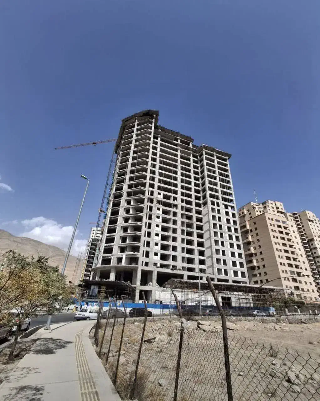 138متر سه خواب با قیمت ۲ سال پیش|پیشفروش املاک|تهران, شهرک صدرا|دیوار