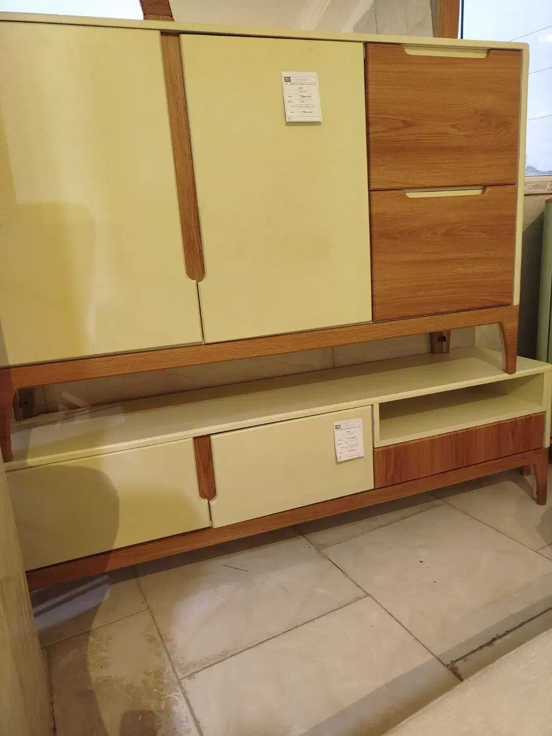 میز تلویزیون کرم گردویی زرکالا|میز تلویزیون|یاسوج, |دیوار