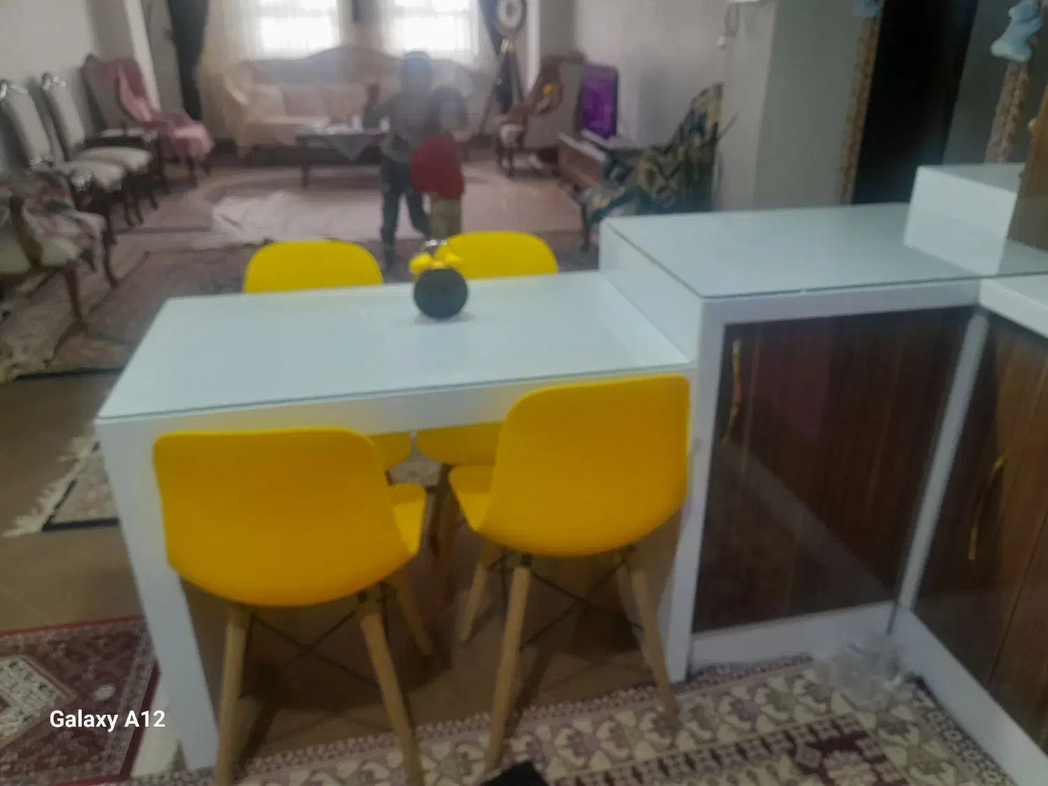 اوپن و میز غذاخوری|میز و صندلی غذاخوری|هریس, |دیوار