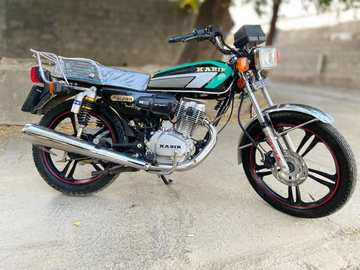 کبیر 200 خشک 1403|موتورسیکلت|دورود, |دیوار