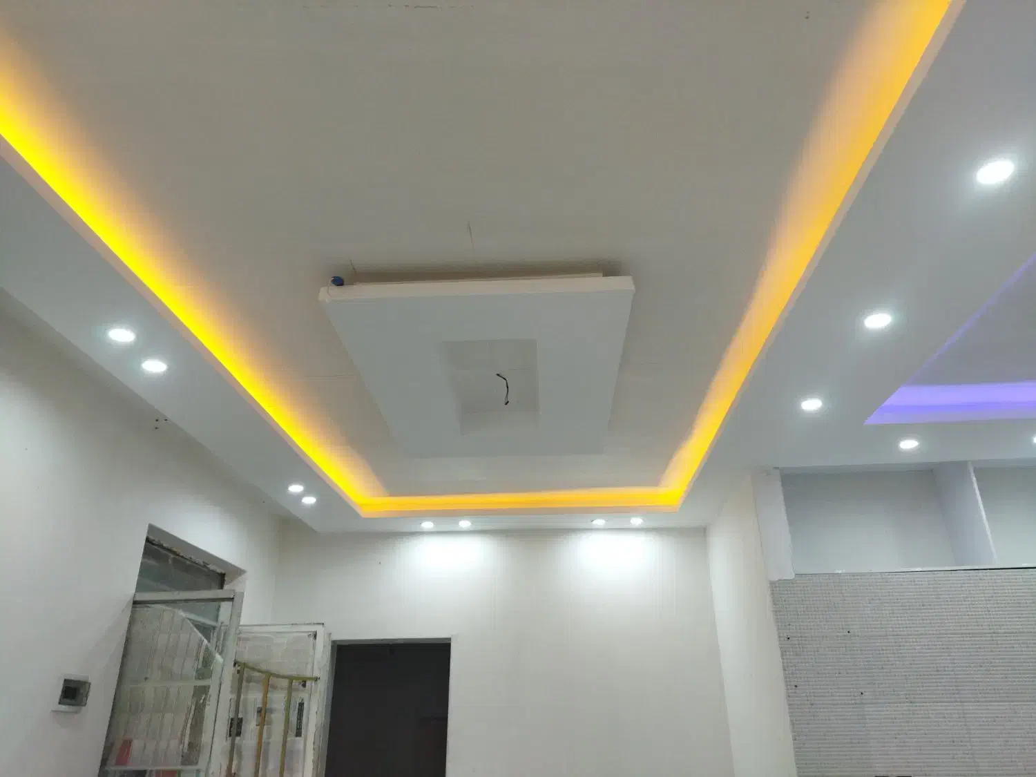 برق کار|خدمات پیشه و مهارت|گلبهار, شهر جدید گلبهار|دیوار