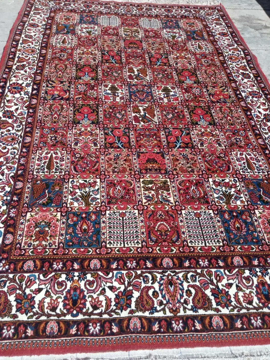 قالی دستباف|فرش|شهرکرد, |دیوار