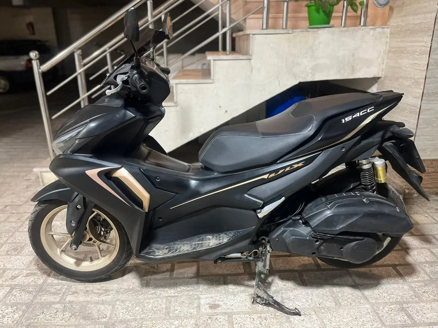 آیروکس ۱۴۰۲ بلنتا در حد|موتورسیکلت|رشت, پیرسرا|دیوار