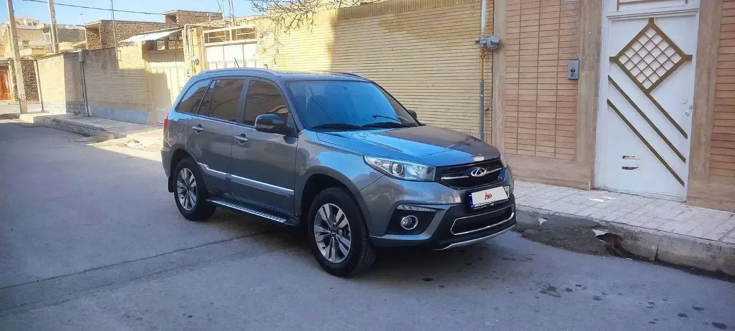 x 33s  مدل ۱۴۰۰ بدون رنگ و تمیز|خودرو سواری و وانت|شاهین‌شهر, شهرک ردانی پور|دیوار