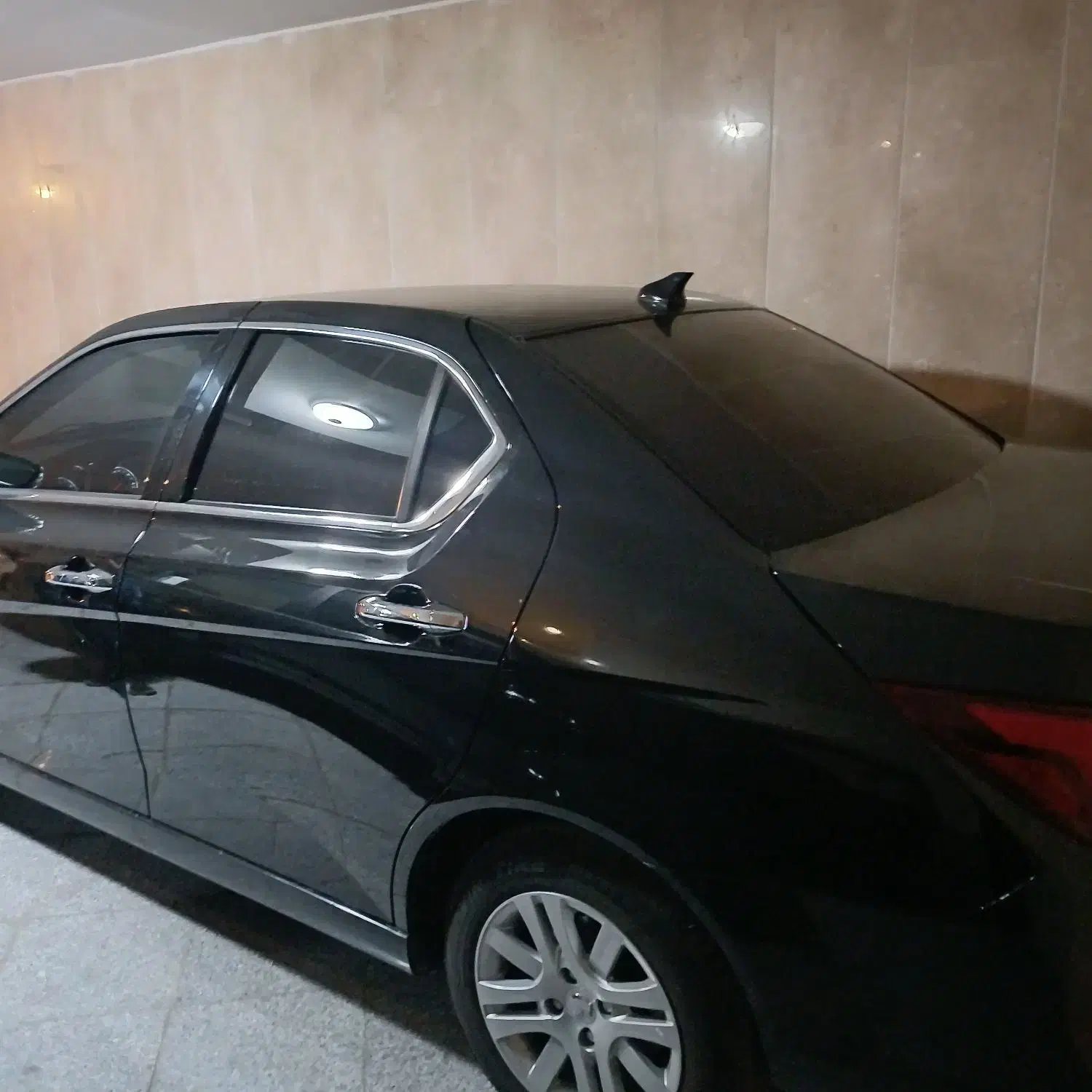 دنا پلاس|خودرو سواری و وانت|تهران, درکه|دیوار