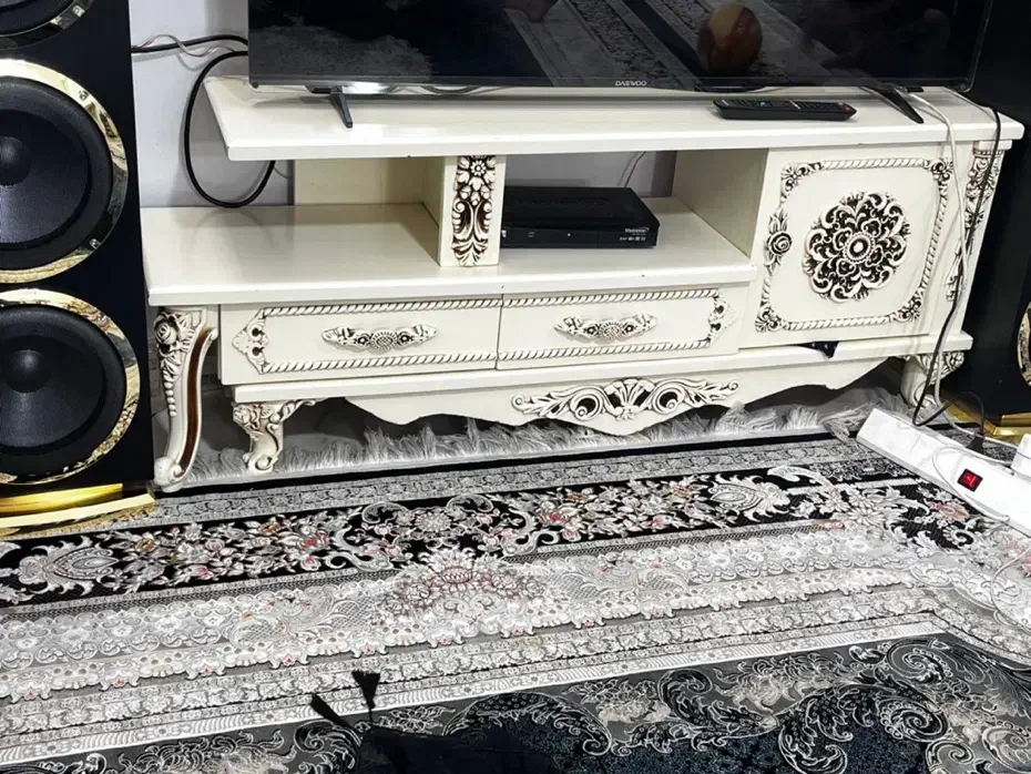 مبل میز  بوفه ساعت جاکفشی|مبلمان خانگی و میز عسلی|ورامین, جعفر آباد اخوان|دیوار