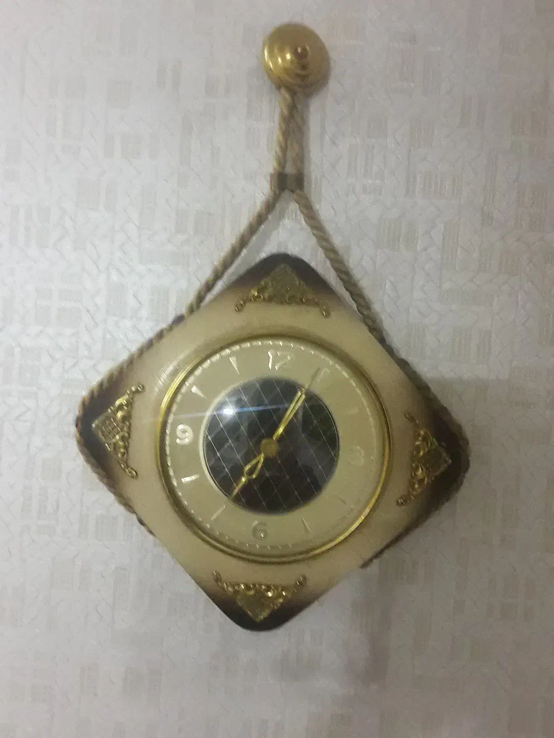 ساعت دیواری قدیمی|کلکسیون اشیاء عتیقه|اصفهان, خلجا|دیوار