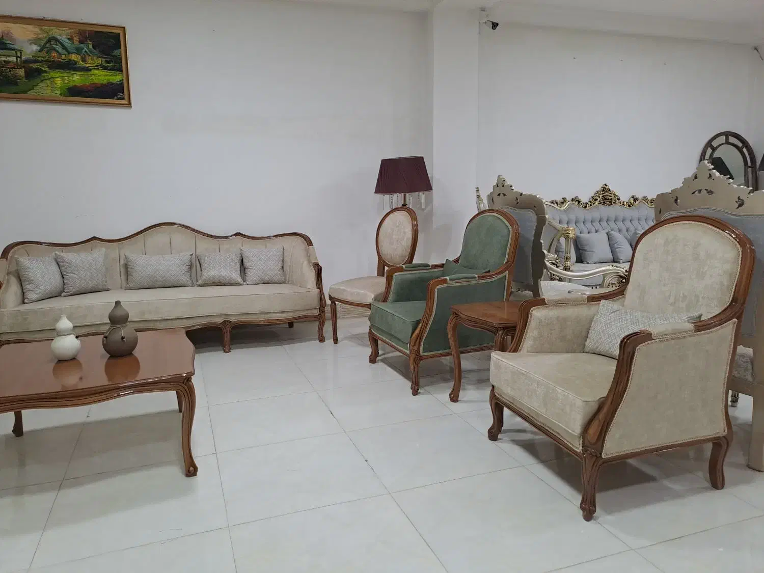 تنوع سبک فرانسوی|مبلمان خانگی و میز عسلی|بوکان, |دیوار