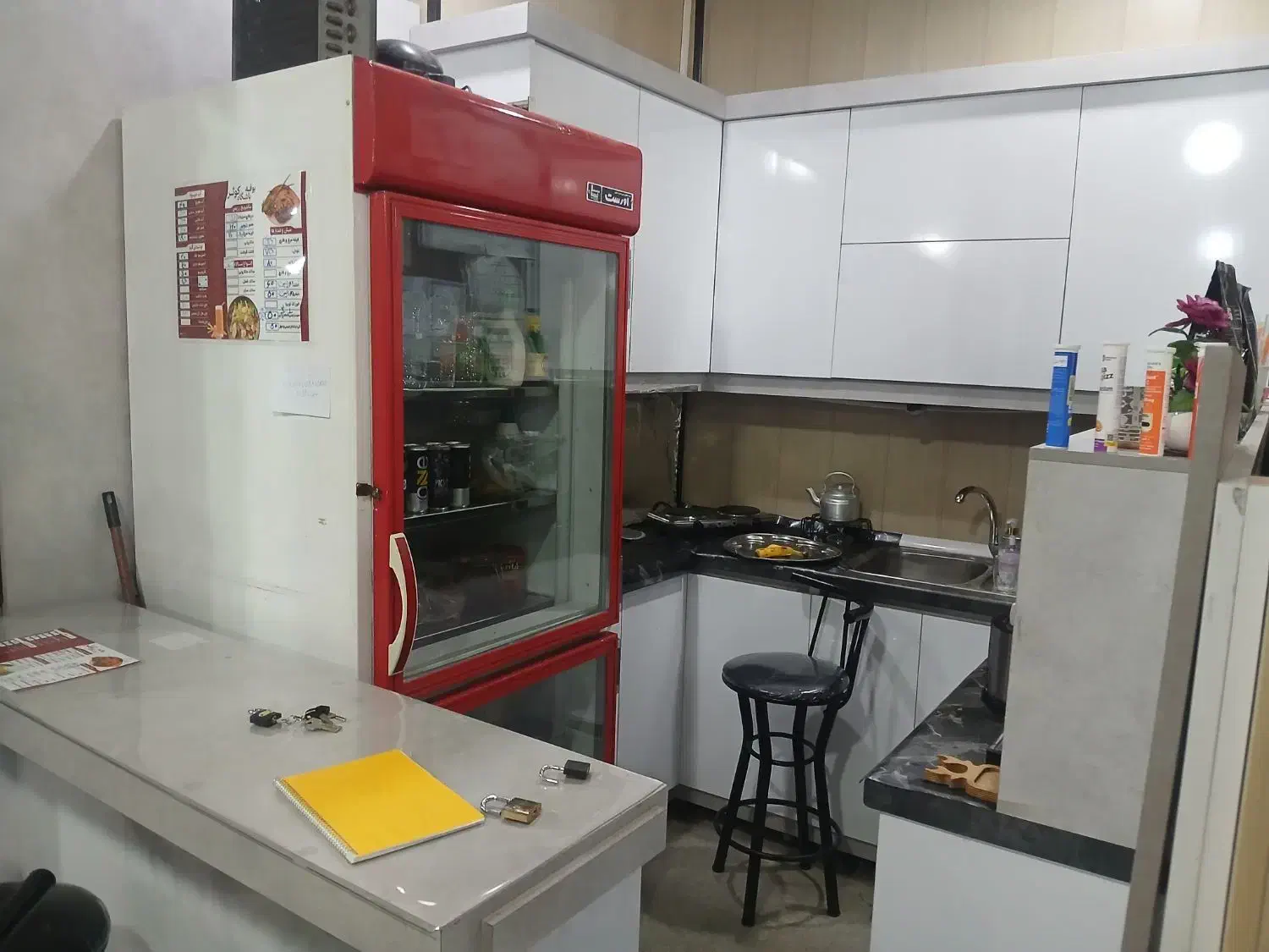 اجاره بوفه باشگاه.تماس بگیرید|اجارهٔ مغازه و غرفه|اصفهان, شهید رجایی|دیوار