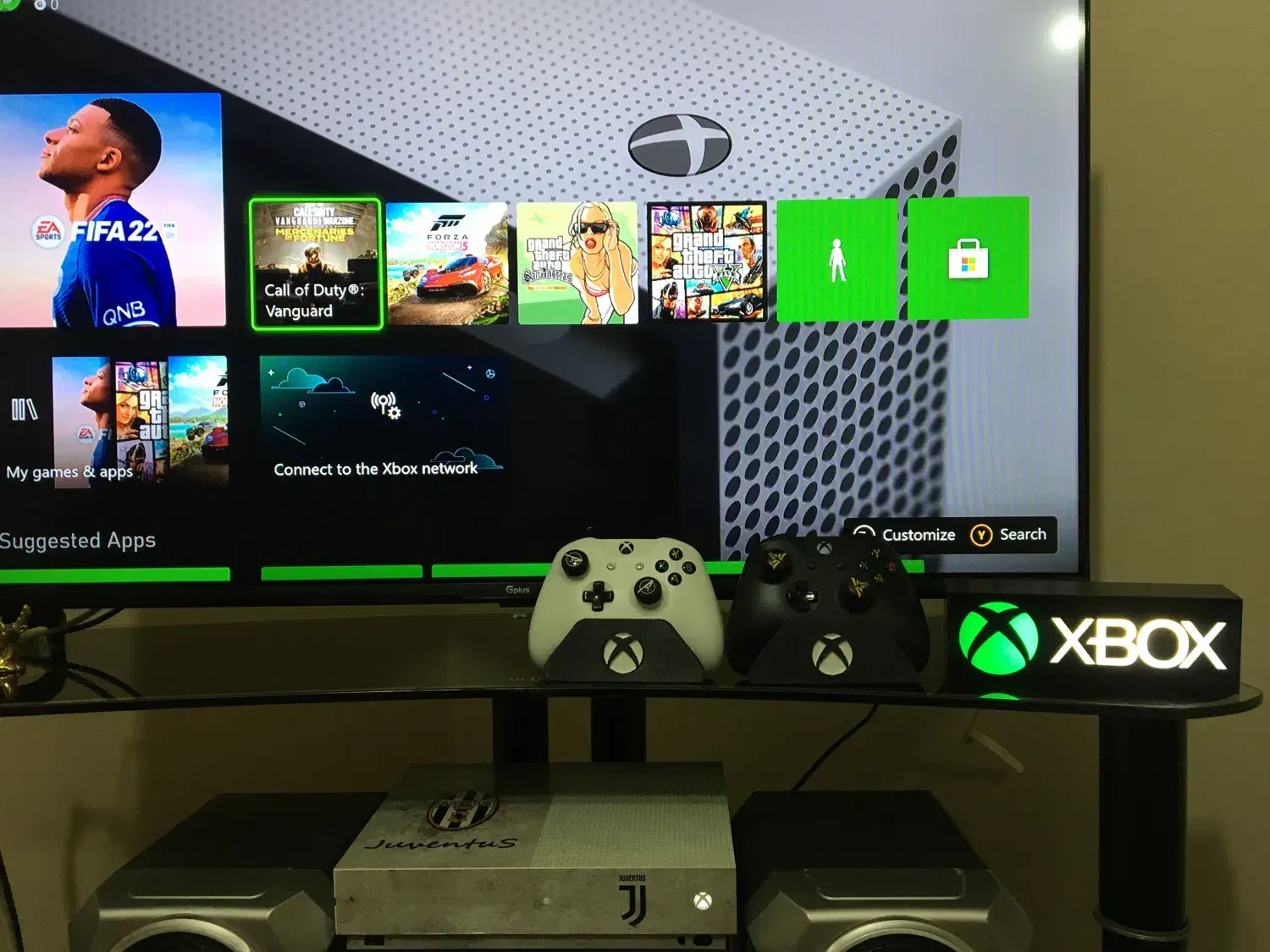 Xbox one s 1TB 2 Controllers|کنسول، بازی ویدئویی و آنلاین|تهران, یافت آباد جنوبی|دیوار