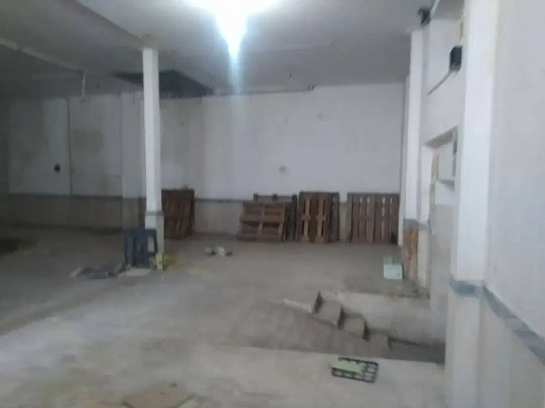 فرصت سرمایه‌گذاری در مغازه و انبار ۳۳۲ متری ملایر|فروش دفتر کار، اتاق اداری، مطب|ملایر, |دیوار