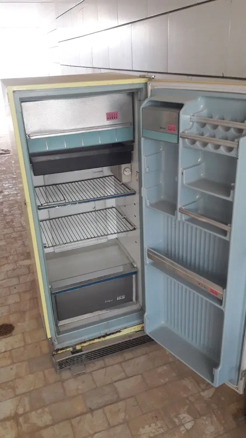 یخچال ۹ فوت فیلکو خارجی سالم ۱۲ میلیون مقطوع|یخچال و فریزر|اردکان, |دیوار