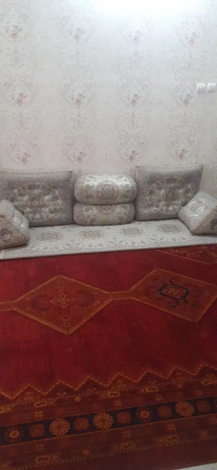 شاه نشین هفت تیکه|پشتی|تهران, هفده شهریور|دیوار