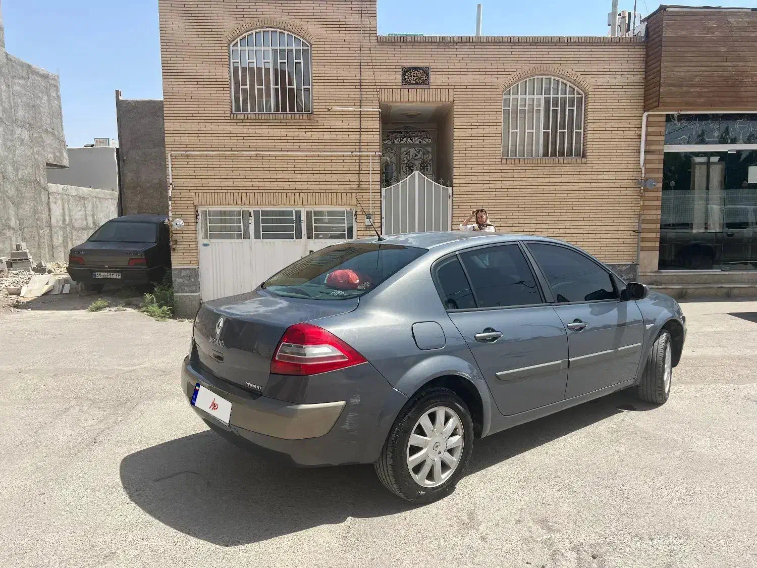 یک دستگاه مگان مدل۲۰۱۱|خودرو سواری و وانت|کرمان, |دیوار