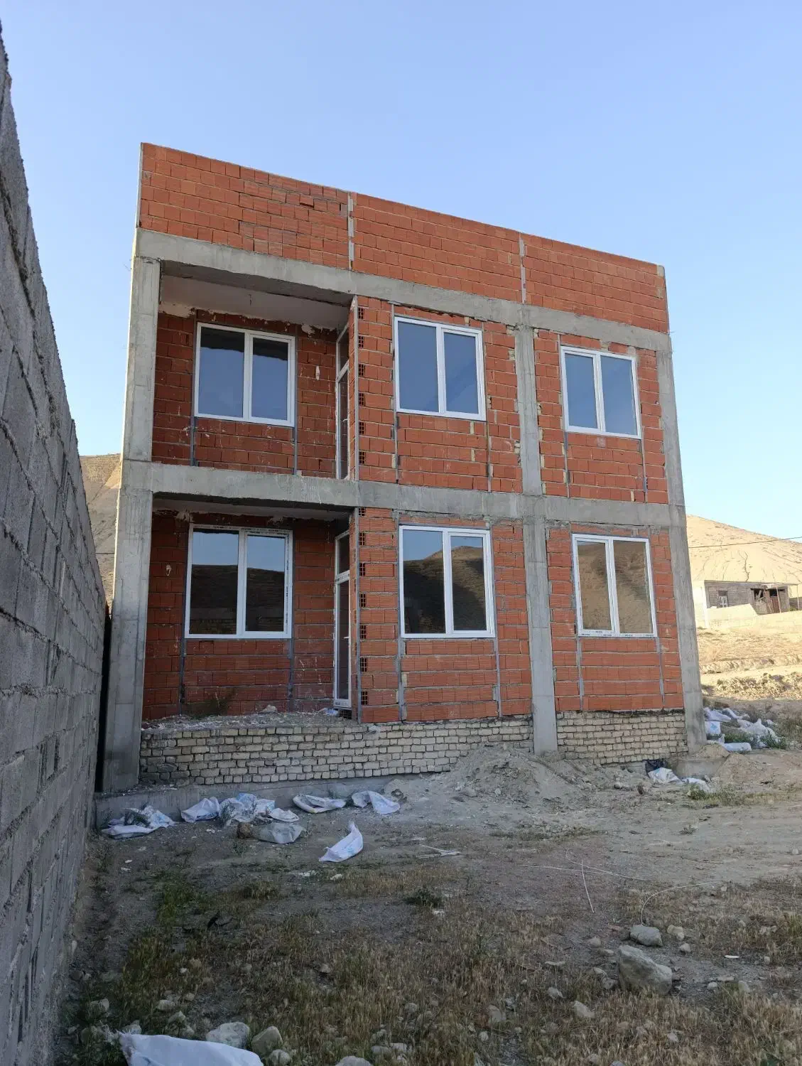 تولید کننده پنجره های دوجداره (upvc)|خدمات پیشه و مهارت|بجنورد, |دیوار