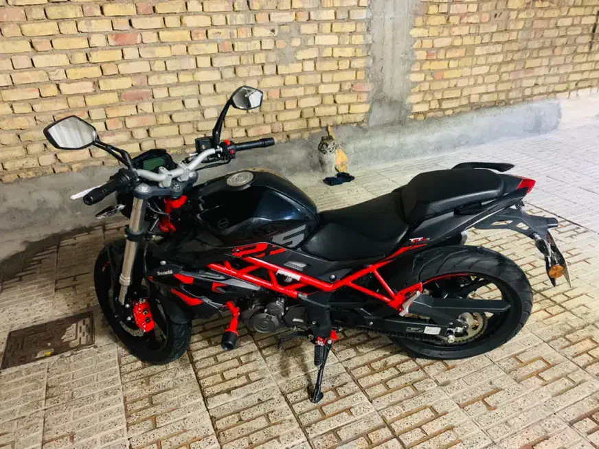 موتوربنلی250تک|موتورسیکلت|لنجان, |دیوار