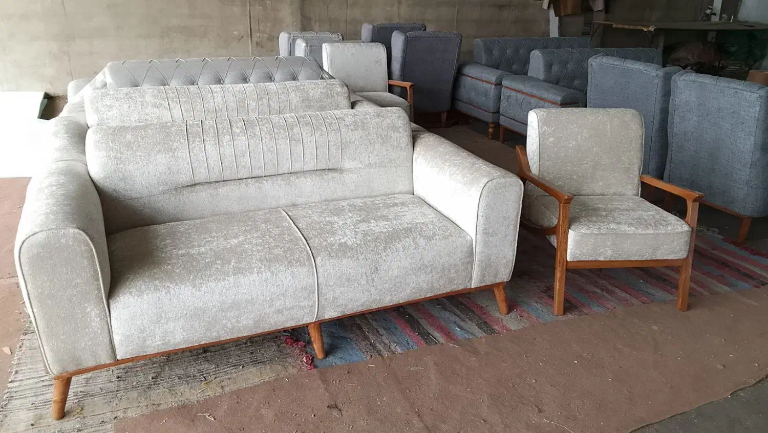 مبلمان  شاگرد|صندلی و نیمکت|مشهد, شیرحصار|دیوار