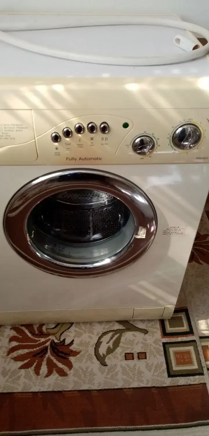 لباس‌شویی ۵ کیلویی رایکو|ماشین لباسشویی و خشک‌کن لباس|هشتگرد, هشتگرد قدیم|دیوار