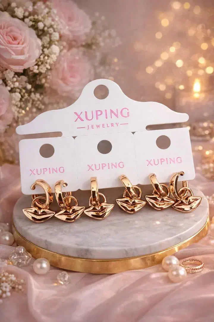 گالری|بدلیجات|شیراز, فرهنگ شهر|دیوار