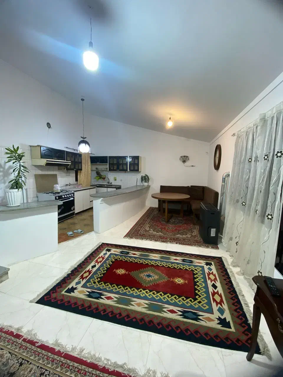 ۱۲۰ متر،۲خواب،بلوار طالقانی/۵دقیقه تا دریا|اجارهٔ کوتاهمدت آپارتمان و سوئیت|رامسر, |دیوار