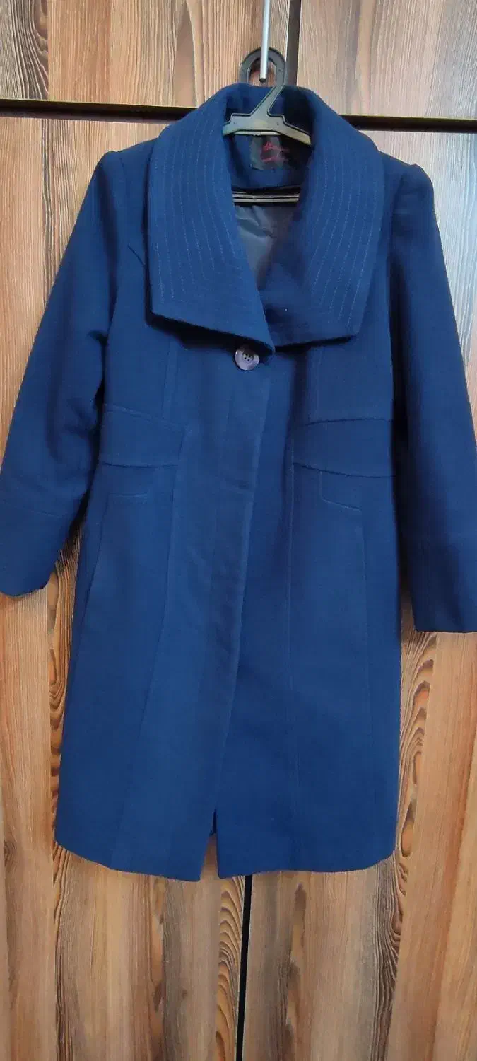 مانتو زنانه|لباس|زاوه, |دیوار