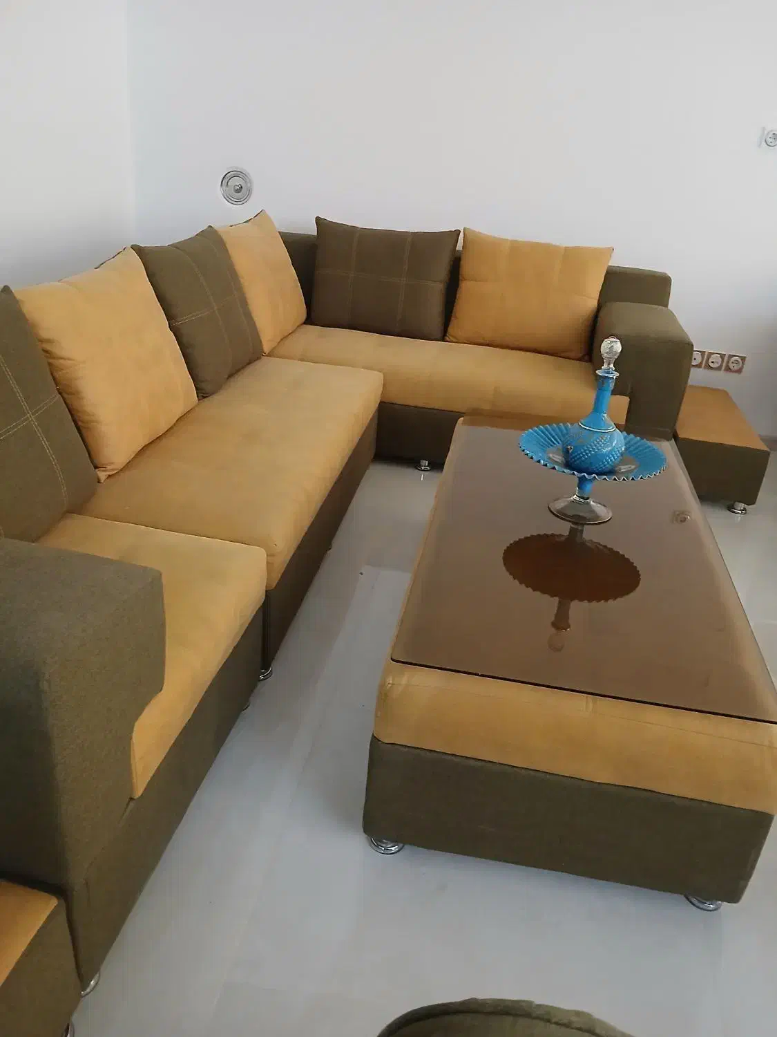 فروش مبل ال درحدنو|مبلمان خانگی و میز عسلی|شیراز, شاهجیان|دیوار