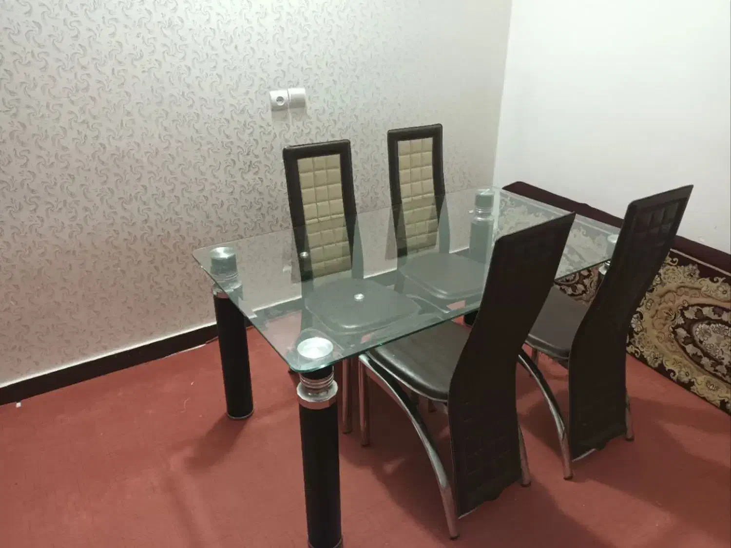میز نهار خوری ۵ نفره سالم|میز و صندلی غذاخوری|ایلام, |دیوار