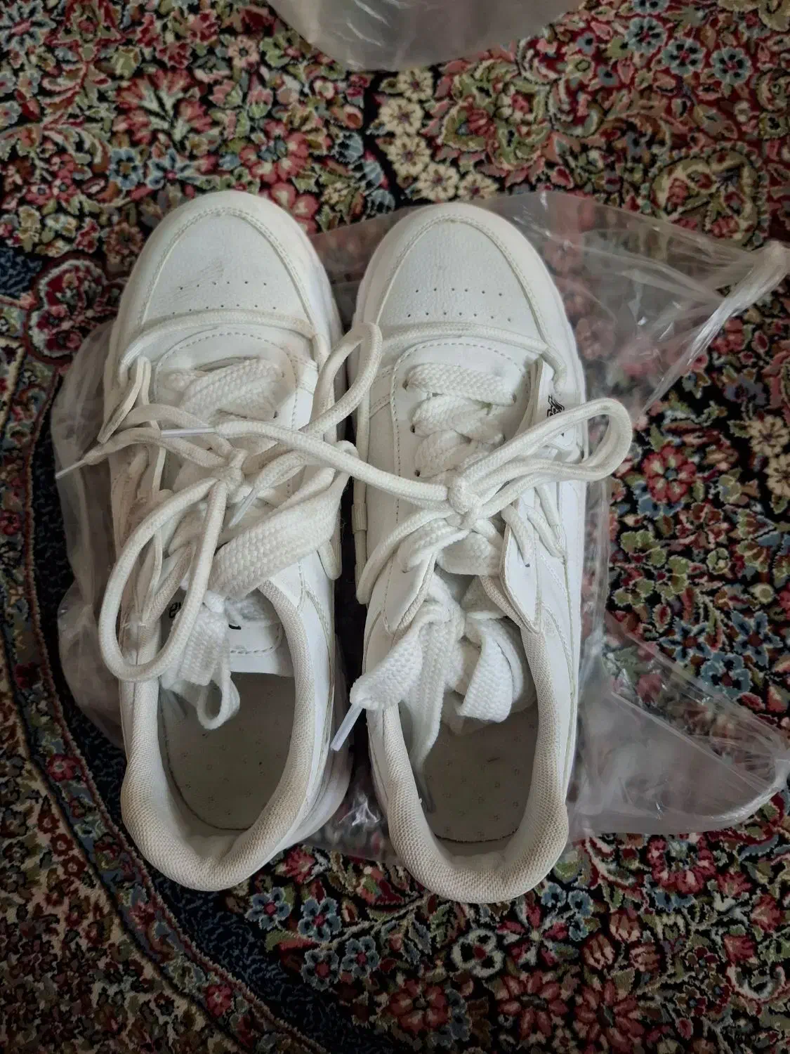 لباس،کفش|لباس|کرمان, |دیوار