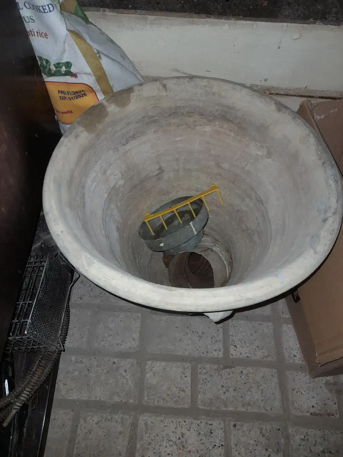 پایه گل و گلدون|گل و گیاه طبیعی|قائن, |دیوار