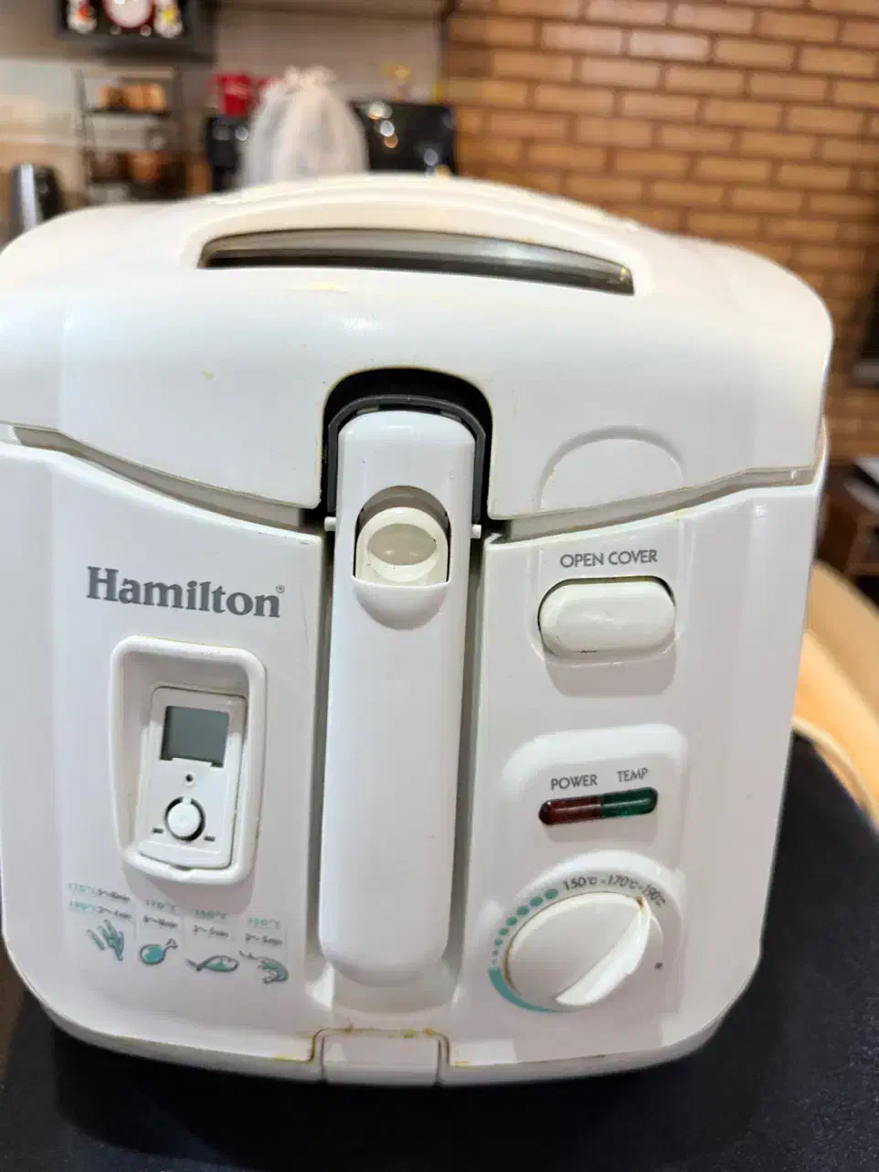 سرخ کن همیلتن|اجاق گاز و لوازم برقی پخت‌وپز|شیراز, مبعث|دیوار