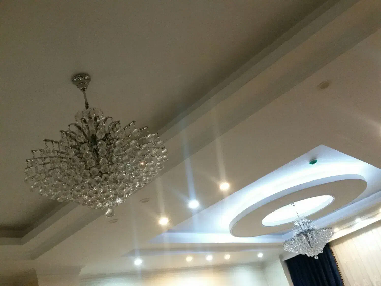 یک جفت لوستر بزرگ|لوستر و چراغ آویز|کرج, گوهردشت|دیوار