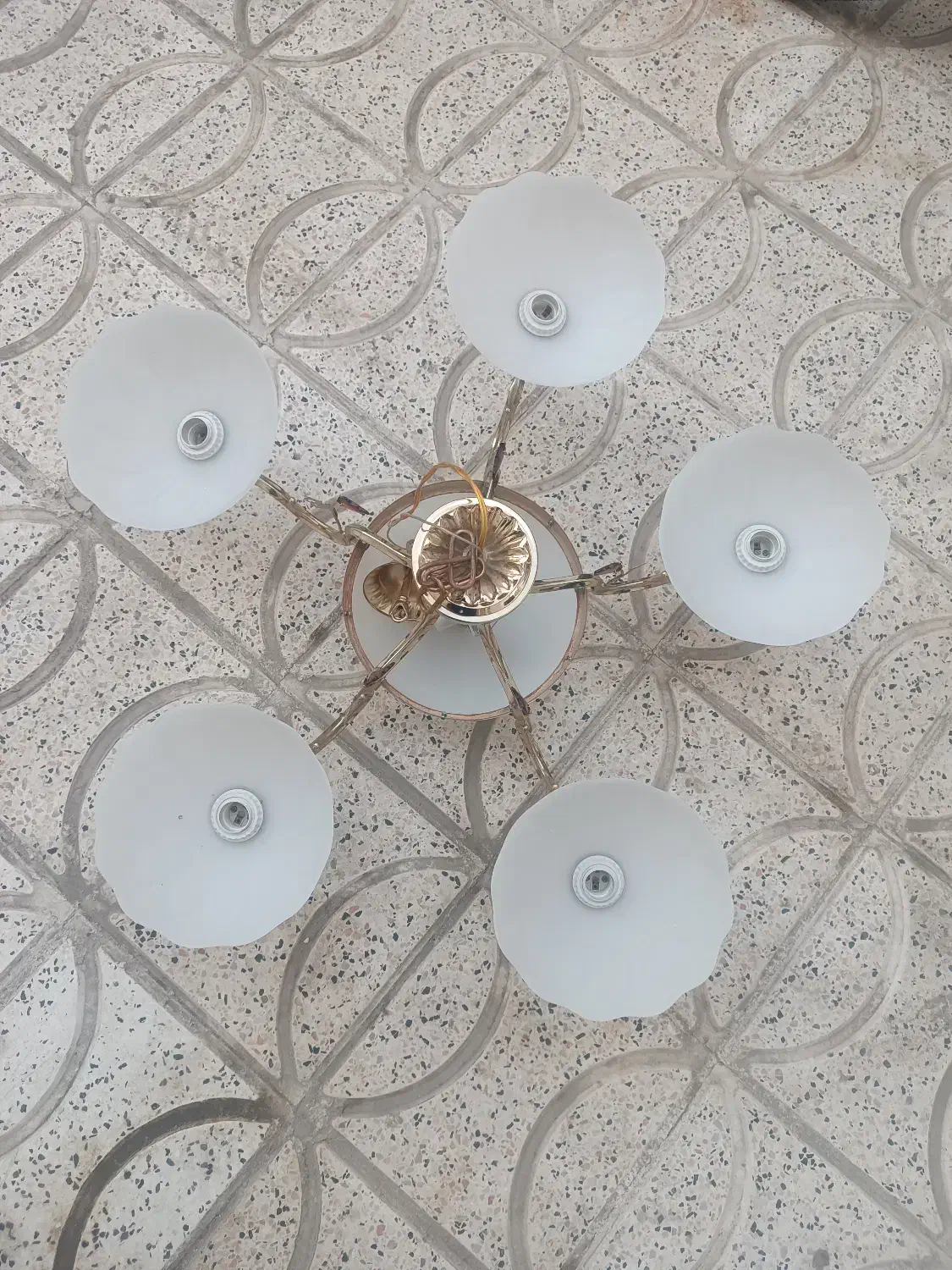 لوستر|لوستر و چراغ آویز|نیشابور, جمهوری|دیوار