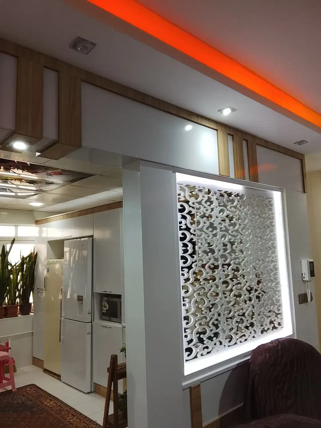 خدمات فنی مهندسی والکترونیکی جاوید سیم کشی ساختمان|خدمات پیشه و مهارت|اردبیل, |دیوار