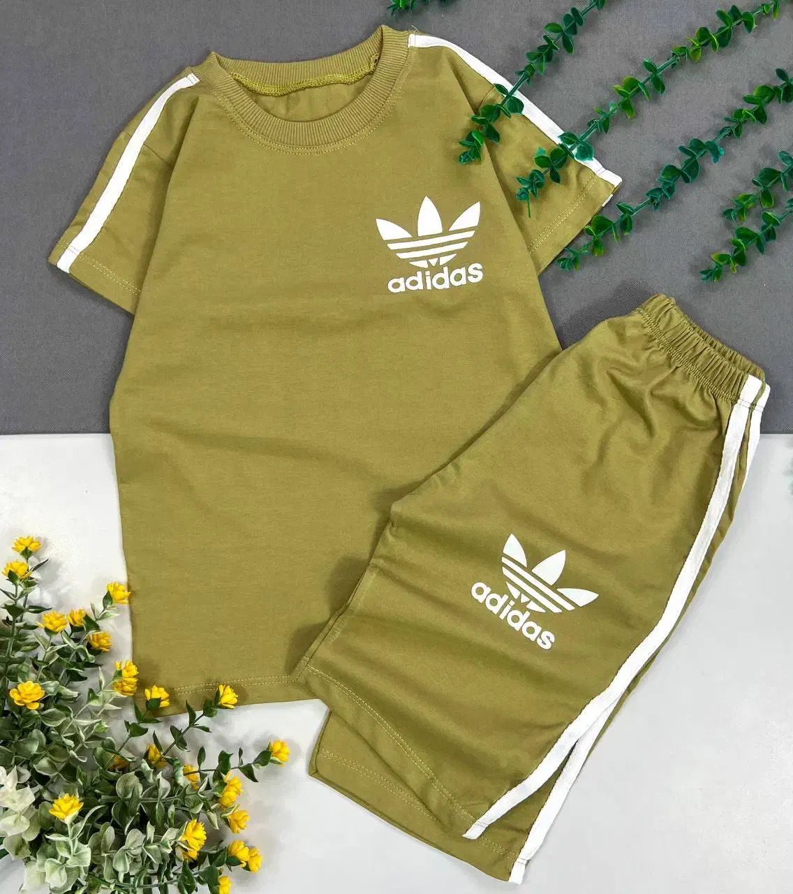 تیشرت وشلوارک آدیداس|کفش و لباس بچه|بندر انزلی, سامانسر|دیوار