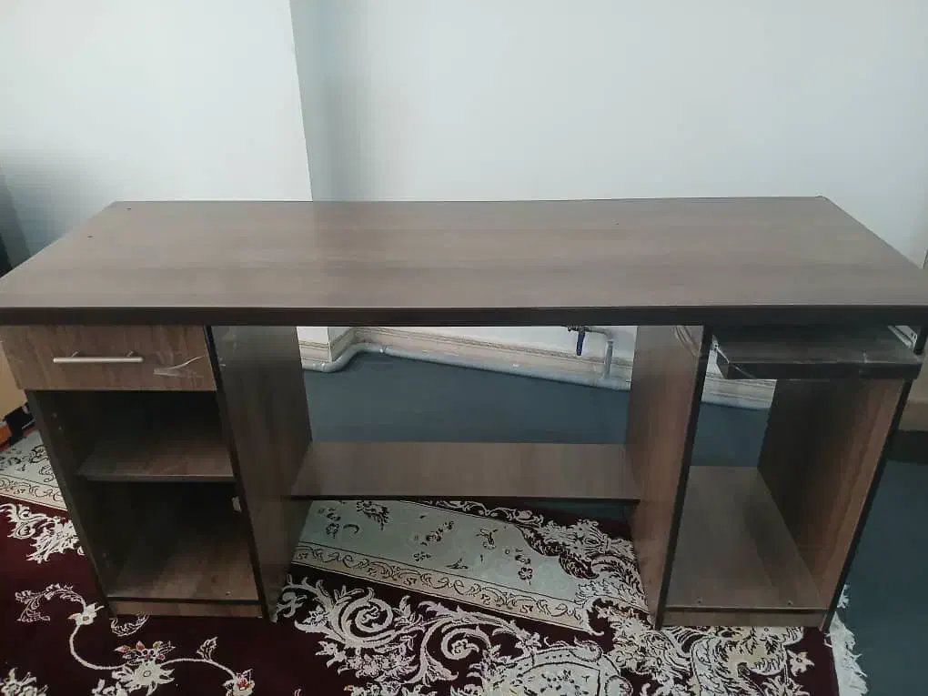 میز کامپیوتر.میز مدیریت|میز تحریر و کامپیوتر|پاکدشت, پاکدشت (مامازند)|دیوار