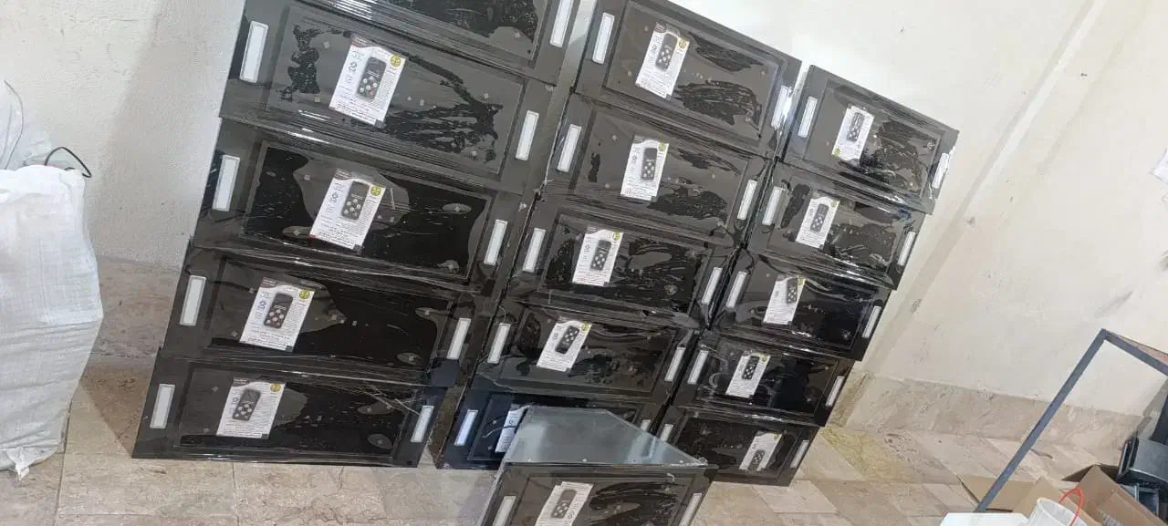 کف شیشه مخفی لمسی اخوانی  لمسی|هود|پاکدشت, پاکدشت (مامازند)|دیوار