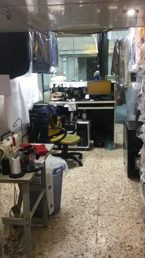 فروش مغازه/معلم/نیکمرام/بالکن|فروش مغازه و غرفه|رشت, معلم|دیوار