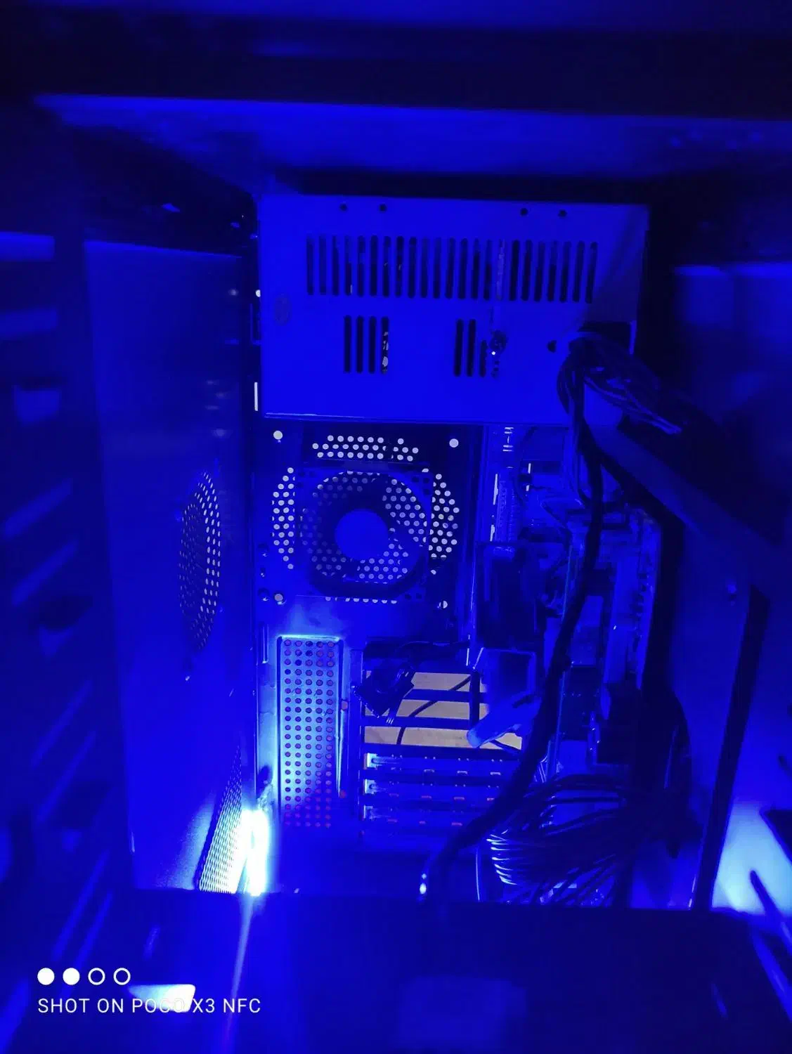 کامپیوتر تمیز|رایانه رومیزی|دورود, |دیوار