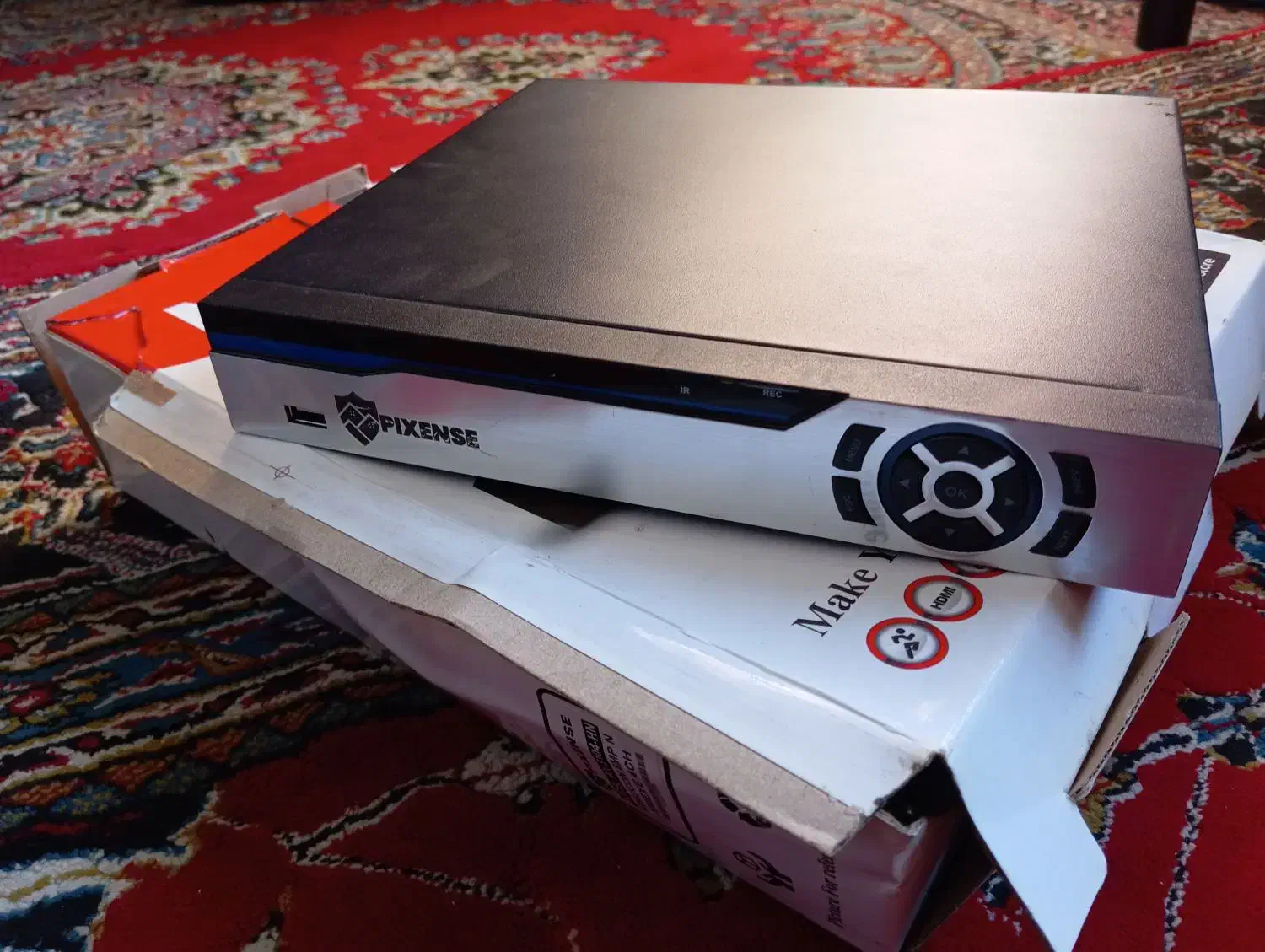 برقکاری شامل نصب دوربین مداربسته و عیب یابی و غیره|خدمات پیشه و مهارت|رشت, رودباری|دیوار