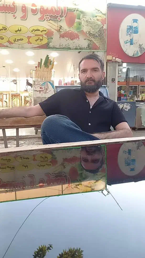 چرخ قیچی|لباس|یزد, |دیوار