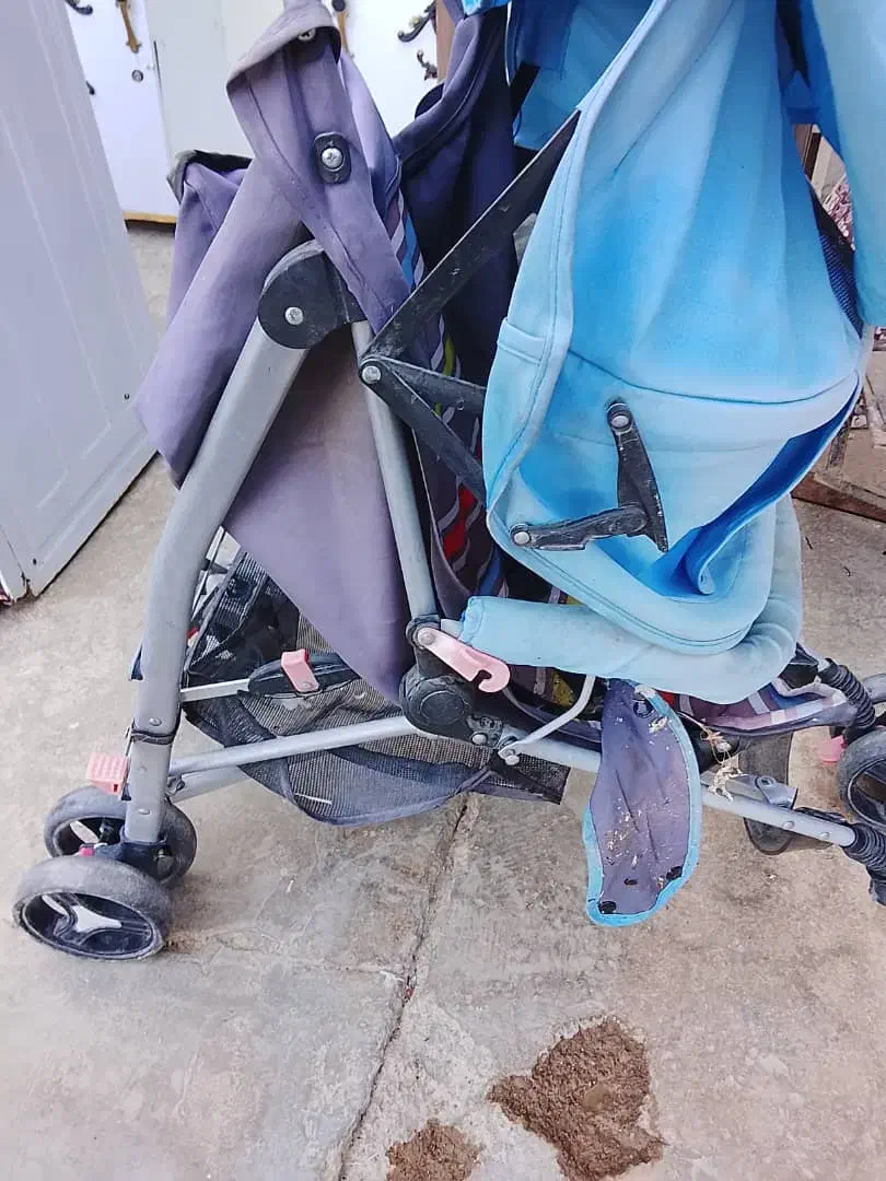 کمدقدیمی.سنگ روشویی.کالسکه|کالسکه و لوازم جانبی|لردگان, |دیوار